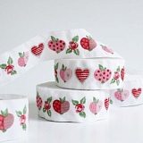 Купить недорого   Тесьма декоративная "Яблоки и розы", ширина 30мм, Acufactum Ute Menze,  в интернет магазине Фэмили хоби